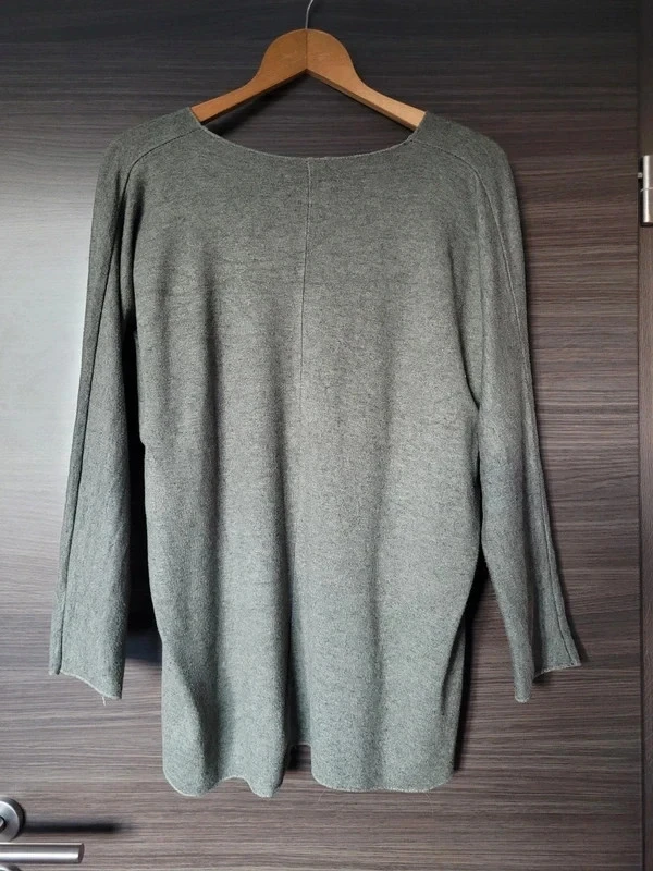 Pull three stars taille 6 oversize – photo 3